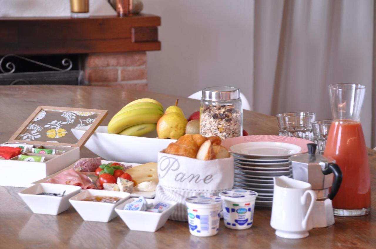 Casa Langa Di Lola Bed and Breakfast Mango Eksteriør billede
